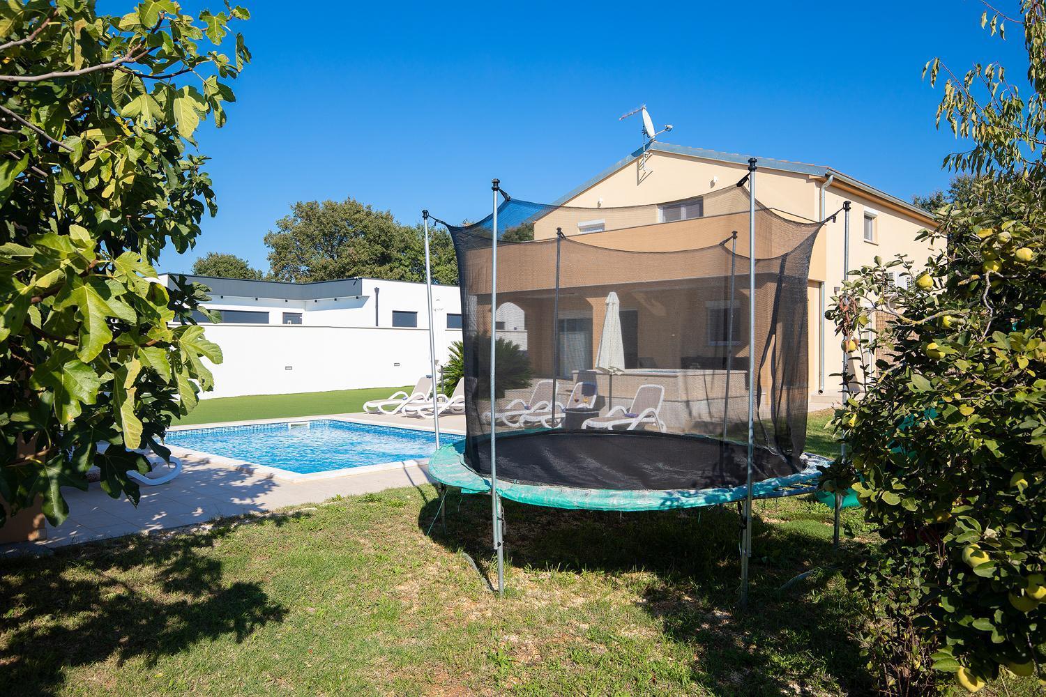 מדולין Villa Suhalj מראה חיצוני תמונה